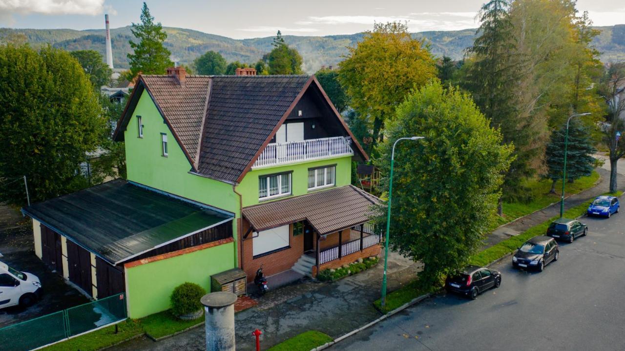 Vila Dom Do Wynajecia Lena Kowary Exteriér fotografie