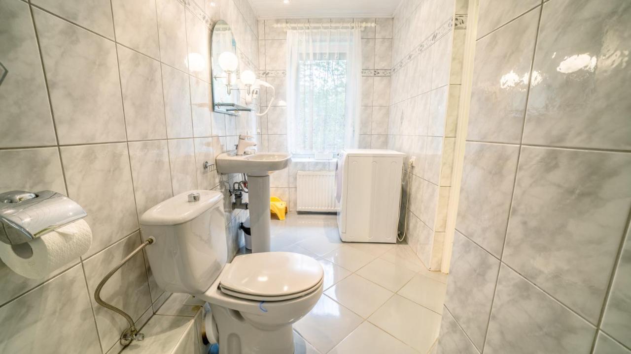 Vila Dom Do Wynajecia Lena Kowary Exteriér fotografie